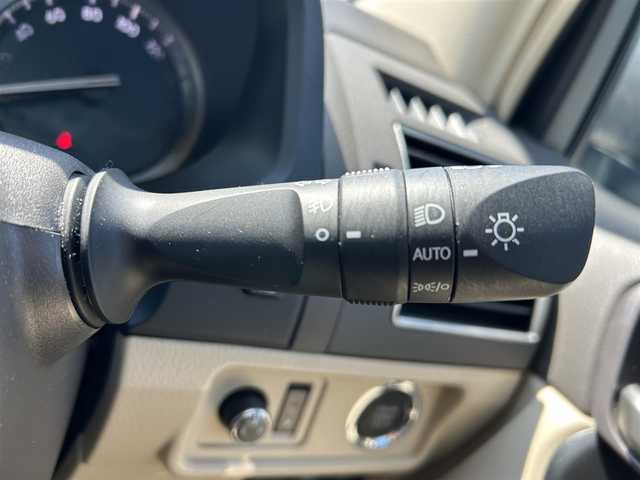 トヨタ ランドクルーザー プラド TX Lパッケージ 滋賀県 2023(令5)年 3万km ホワイトパールクリスタルシャイン ガソリン/4WD(F4)/6速AT/チルト＆スライド電動ムーンルーフ/7インチ社外ナビ【CN-HE02WD】/(FM/AM/CD/DVD/フルセグ/Bluetooth)/バックカメラ/ETC/ドライブレコーダー/ＴｏｙｏｔａＳａｆｅｔｙＳｅｎｓｅ/・レーダークルーズコントロール/・レーンキープアシスト/・プリクラッシュブレーキアシスト	/・踏み間違い防止アシスト	/・ブレーキアシスト	/運転席・助手席シートヒーター/運転席・助手席シートベンチレーション/電動格納ミラー/自動防眩ミラー/革巻きステアリング/ステアリングスイッチ/オートライト/LEDヘッドライト/フロントフォグ/フルオートエアコン/プッシュスタート/スマートキー/純正フロアマット