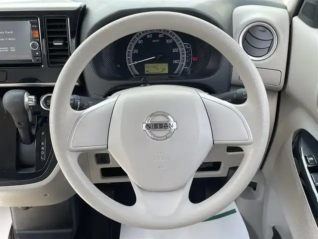 日産 デイズ ルークス X 茨城県 2014(平26)年 5.2万km プレミアムパープルP 純正ナビ/【ラジオ・TV・CD・DVD・SD・BT・ウォークマン・iPod】/アイドリングストップ/両側パワスラ/ETC/全方位カメラ/ヘッドライトレベライザー/オートエアコン/スマートキー/プッシュスタート/電格ミラー/純正フロアマット/純正ホイールカバー