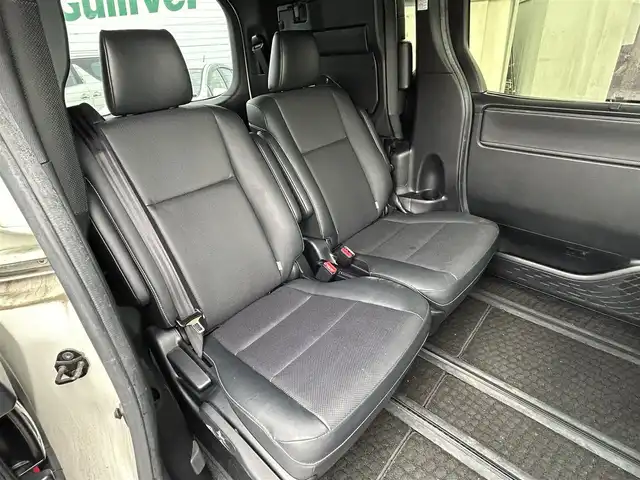 トヨタ エスクァイア ハイブリッド Gi 福島県 2018(平30)年 5.9万km ホワイトパールクリスタルシャイン ワンオーナー/純正ＳＤナビ/・ＣＤ/・ＤＶＤ/・フルセグＴＶ/・ＳＤ/・Ｂｌｕｅｔｏｏｔｈ/後席モニター/バックカメラ/両側パワースライドドア/純正エンジンスターター/クルーズコントロール/トヨタセーフティセンス/・プリクラッシュセーフティシステム/・レーンディパーチャーアラート/・オートマチックハイビーム/・先行車発進告知機能/ビルトインＥＴＣ/D席＋N席シートヒーター/ｎａｎｏｅエアコン/スペアキーあり/保証書/取扱説明書