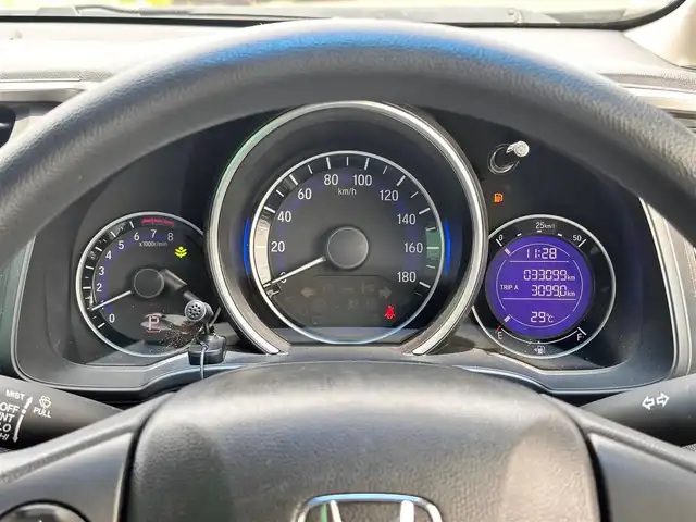 ホンダ フィット 13G Fパッケージ 宮城県 2015(平27)年 3.3万km クリスタルブラックパール 純正SDナビ/バックカメラ/フルセグTV/ヘッドライトレベライザー/電動格納ミラー/アイドリングストップ/ウィンカーミラー/シートリフター/スマートキー/ETC