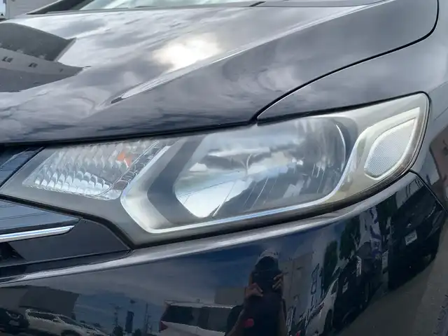 ホンダ フィット 13G Fパッケージ 福井県 2015(平27)年 3.4万km クリスタルブラックパール (株)IDOMが運営する【じしゃロン福井店】の自社ローン専用車両になりますこちらは現金またはオートローンご利用時の価格です。自社ローンご希望の方は別途その旨お申付け下さい/純正SDナビ/CD/DVD/TV/Bluetooth/バックカメラ/アイドリングストップ/ETC/ドアバイザー/電動格納ミラー/ヘッドライトレベライザー/プッシュスタート/スマートキー