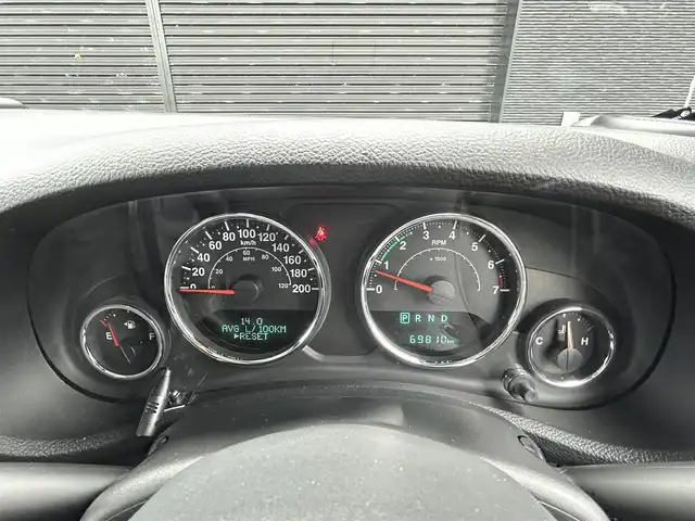 クライスラー・ジープ ジープ ラングラー アンリミテッド サハラ 宮崎県 2016(平28)年 7万km 黒 ワンオーナー/社外メモリナビゲーション/・フルセグTV/・Bluetooth/・CD　DVD/・USB/・AM/FM/クルーズコントロール/純正１８インチアルミホイール/ETC/サイドカメラ/４WD/MTモードAT/純正フロアマット/リモコンキー