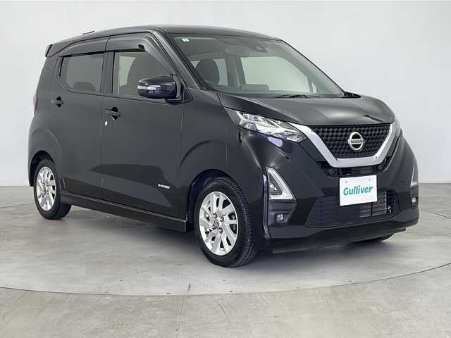 日産 デイズ ハイウェイスターX 鹿児島県 2021(令3)年 7.2万km ブラック 純正9インチナビ/（CD/DVD/BT/フルセグTV）/アラウンドビューモニター/レーンキープアシスト/エマージェンシーブレーキ/道路標示認識/クリアランスソナー/ステアリングリモコン/USBポート/LEDヘッドライト/スマートキー/プッシュスタート/電動格納ミラー