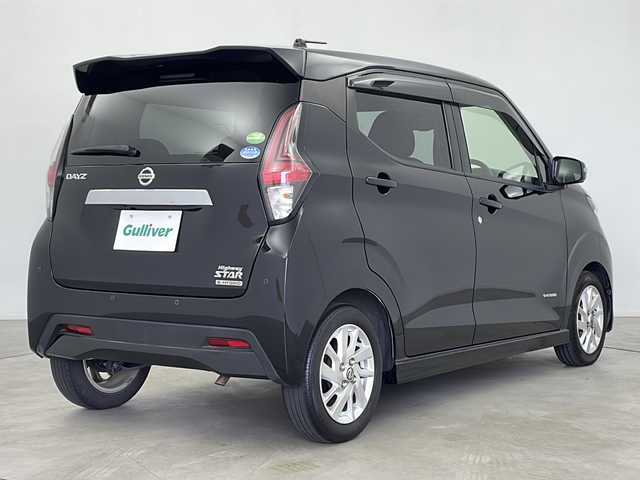 日産 デイズ ハイウェイスターX 鹿児島県 2021(令3)年 7.2万km ブラック 純正9インチナビ/（CD/DVD/BT/フルセグTV）/アラウンドビューモニター/レーンキープアシスト/エマージェンシーブレーキ/道路標示認識/クリアランスソナー/ステアリングリモコン/USBポート/LEDヘッドライト/スマートキー/プッシュスタート/電動格納ミラー