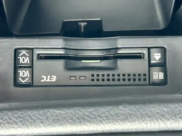 トヨタ ノア Si 富山県 2013(平25)年 10.7万km ブラック 純正ナビ（Bluetooth/ワンセグTV/バックカメラ有/DVD再生機能有）/パワースライドドア/ダブルオートエアコン/マニュアルトランスミッションモード/ETC/横滑り防止機能/オートライト