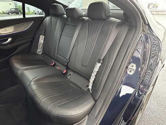 メルセデス・ベンツ ＣＬＳ２２０ｄ スポーツ エクスクルーシブPKG 大阪府 2019(平31)年 2万km カバンサイトブルー サンルーフ/Burmesterサウンド/純正12インチHDDナビ/（フルセグ/BT/AppleCarPlay）/360度カメラ/レーダークルーズコントロール/レーンキープアシスト/ブラインドスポットモニター/衝突軽減防止システム/黒レザーシート/全席シートヒーター/前席エアーシート/パワーシート/純正19インチAW/前後ドライブレコーダー/保証書/取扱説明書/スペアキー　有