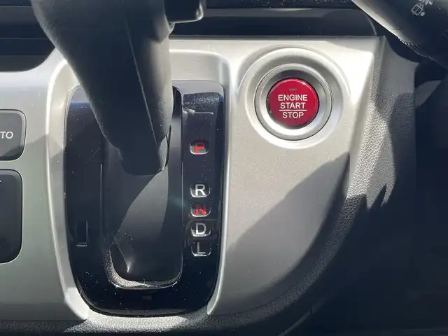 ホンダ Ｎ ＷＧＮ G SSパッケージⅡ 福岡県 2018(平30)年 4.8万km プラチナホワイトパール ホンダセンシング/横滑り防止機能/オートライト/盗難防止装置/エアバッグ(W＋サイド、カーテンエアバッグ)/SDナビ(BT、CDチェンジャー、バックカメラ)/純正フロアマット/社外アルミホイール/プッシュスタート/スマートキー/ETC/シートヒーター/ベンチシート