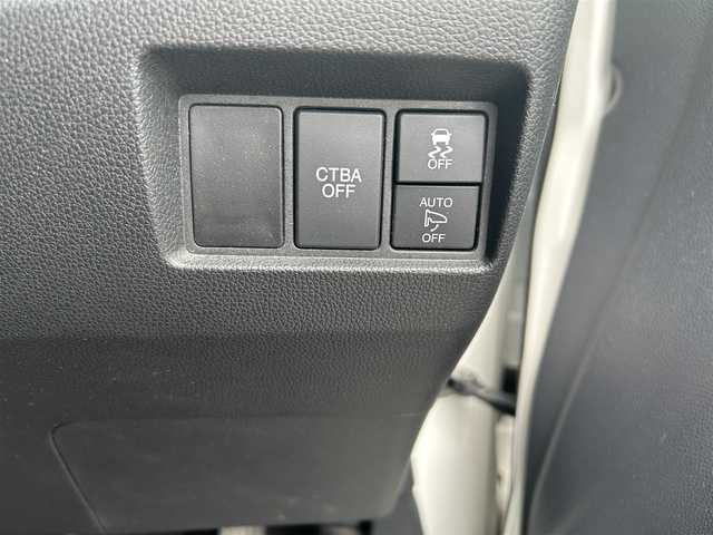 ホンダ Ｎ ＷＧＮ G SSパッケージⅡ 福岡県 2018(平30)年 4.8万km プラチナホワイトパール ホンダセンシング/横滑り防止機能/オートライト/盗難防止装置/エアバッグ(W＋サイド、カーテンエアバッグ)/SDナビ(BT、CDチェンジャー、バックカメラ)/純正フロアマット/社外アルミホイール/プッシュスタート/スマートキー/ETC/シートヒーター/ベンチシート
