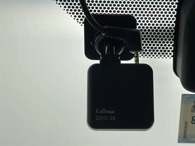 トヨタ ランドクルーザー プラド TX Lパッケージ 熊本県 2023(令5)年 4.5万km ホワイトパールクリスタルシャイン モデリスタエアロ/チルト＆スライド電動ムーンルーフ（挟み込み防止機能付）/ルーフレール/ブラインドスポットモニター［BSM］＋リヤクロストラフィックアラート /9型ワイドディスプレイオーディオ＋T-Connectナビキット/・USB(動画・音声再生/給電）/Bluetooth(ハンズフリー/オーディオ）/Miracast /マルチテレインモニター〈フロント/サイド（左右）＋バックカメラ付〉/====/ベージュ本革シート/前席パワーシート/シートヒーター/シートベンチレーション/衝突被害軽減装置　Toyota Safety Sense/・プリクラッシュセーフティ（歩行者［昼夜］・自転車運転者［昼］検知機能付衝突回避支援タイプ/ミリ波レーダー＋単眼カメラ方式）/・レーンディパーチャーアラート［LDA］（ヨーアシスト機能付）/・オートマチックハイビーム［AHB］/・レーダークルーズコントロール（ブレーキ制御付）/・ロードサインアシスト［RSA］/ミラー型ドライブレコーダー/ビルトインETC2.0/スマートキー /プッシュスタート/LEDヘッドライト/オートライト /オートマチックハイビーム/Fフォグランプ /NITRO Power20インチアルミホイール