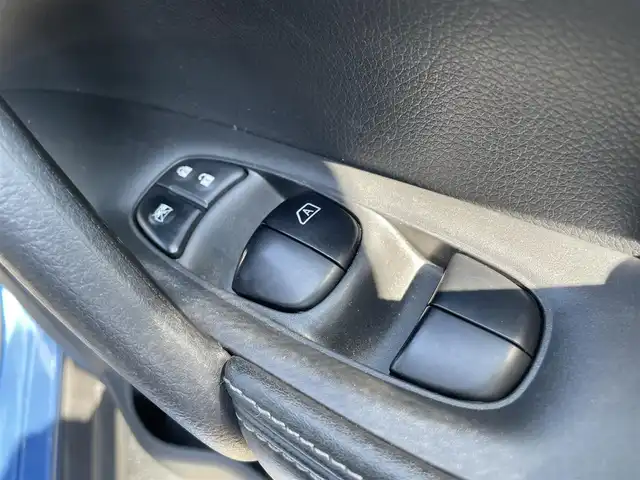日産 エクストレイル 20Xi 石川県 2019(令1)年 3.7万km シャイニングブルー 4WD/ワンオーナー/純正9型ナビ/フルセグTV/アラウンドビューモニター/LEDヘッドライト/ETC/デジタルミラー/ブラインドスポットモニター/インテリキー/プッシュスタート/電動ミラー/プロパイロット/エマージェンシーブレーキ/パワーバックドア/保証書