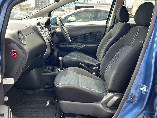 日産 ノート X DIG－S Vセレ +セーフ 石川県 2014(平26)年 6.4万km シャイニングブルー 純正SDナビ(MP314D-W)【FM/AM/フルセグ/CD/Bluetooth】/バックカメラ/アラウンドビューモニター/ETC/ドライブレコーダー/ヒーターミラー/前後コーナーセンサー/LEDヘッドライト/オートライト/プッシュスタート
