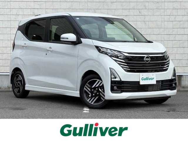 日産 デイズ ハイウェイスターX 大阪府 2024(令6)年 0.6万km ホワイトパール ９型ディスプレイオーディオ　/アラウンドビューモニター　/エマージェンシーブレーキ　/前後ソナー　/車線逸脱抑制機能　/ＬＥＤヘッドライト／フォグ　/純正１４インチアルミホイール　/ステアリングスイッチ/プッシュスタート　/スマートキー×2