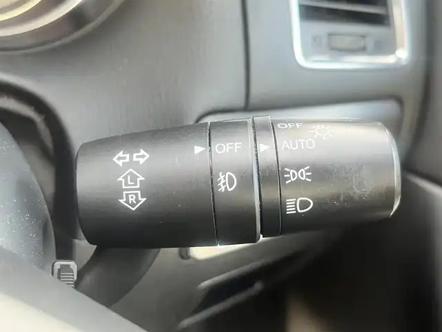 マツダ ＣＸ－５ 25S Lパッケージ 島根県 2016(平28)年 10万km ソウルレッドプレミアムメタリック 純正ＳＤナビ　/(AM/FM/地デジTV/DVD再生/Ｂｌｕｅｔｏｏｔｈ接続)　/ＥＴＣ　/バックカメラ　/マツダ・レーダー・クルーズ・コントロール/ブラインドスポットモニター/レーンアシスト/スマート・シティ・ブレーキ・サポート　/リアコーナーセンサー/ホワイトレザーシート/運転席メモリシート　/前席パワーシート/シートヒーター　/電動パーキングブレーキ　/純正ＬＥＤヘッドライト　/純正１７インチアルミホイール　/純正フロアマット