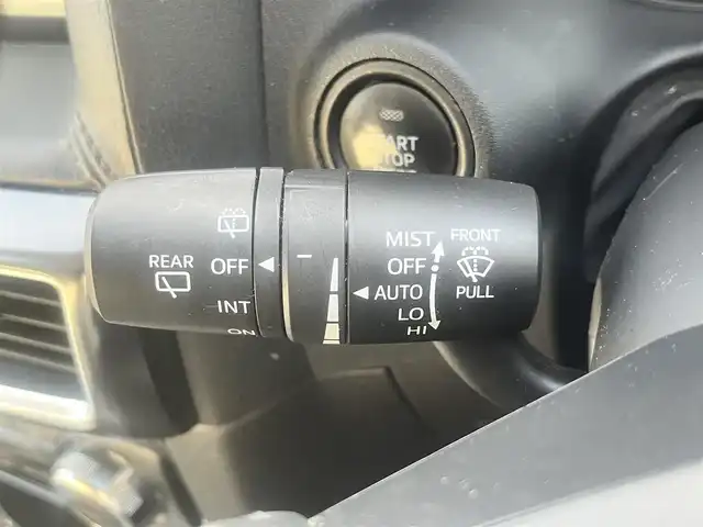 マツダ ＣＸ－５ 25S Lパッケージ 島根県 2016(平28)年 10万km ソウルレッドプレミアムメタリック 純正ＳＤナビ　/(AM/FM/地デジTV/DVD再生/Ｂｌｕｅｔｏｏｔｈ接続)　/ＥＴＣ　/バックカメラ　/マツダ・レーダー・クルーズ・コントロール/ブラインドスポットモニター/レーンアシスト/スマート・シティ・ブレーキ・サポート　/リアコーナーセンサー/ホワイトレザーシート/運転席メモリシート　/前席パワーシート/シートヒーター　/電動パーキングブレーキ　/純正ＬＥＤヘッドライト　/純正１７インチアルミホイール　/純正フロアマット