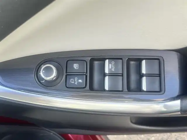 マツダ ＣＸ－５ 25S Lパッケージ 島根県 2016(平28)年 10万km ソウルレッドプレミアムメタリック 純正ＳＤナビ　/(AM/FM/地デジTV/DVD再生/Ｂｌｕｅｔｏｏｔｈ接続)　/ＥＴＣ　/バックカメラ　/マツダ・レーダー・クルーズ・コントロール/ブラインドスポットモニター/レーンアシスト/スマート・シティ・ブレーキ・サポート　/リアコーナーセンサー/ホワイトレザーシート/運転席メモリシート　/前席パワーシート/シートヒーター　/電動パーキングブレーキ　/純正ＬＥＤヘッドライト　/純正１７インチアルミホイール　/純正フロアマット