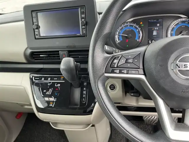 日産 ルークス X 滋賀県 2020(令2)年 4.4万km スパークリングレッドM 純正SDナビ/・Bluetooth/CD/USB/フルセグ/全方位カメラ/両側パワースライドドア/LEDライト/スマートキー/ステアリングリモコン/ETC/コーナーセンサー/オートライト