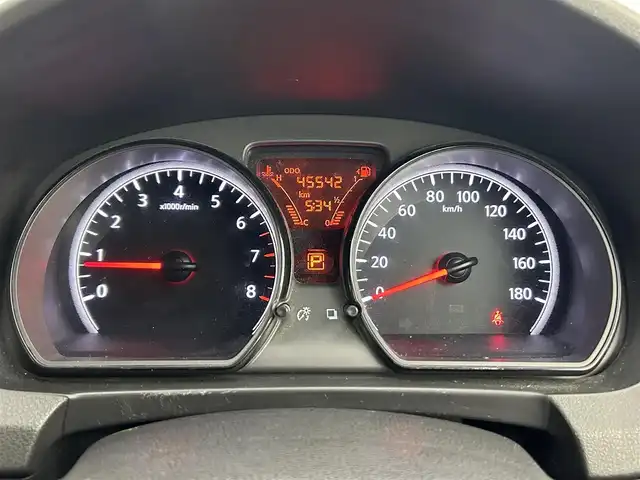 日産 ノート X FOUR 道央・札幌 2018(平30)年 4.6万km ブリリアントホワイトパール ・ワンオーナー/・４WD/・寒冷地仕様/・社外ナビ/　CD/DVD/SD/BT/フルセグ/・バックカメラ/・エマージェンシーブレーキ/・レーンキープアシスト/・クリアランスソナー/・横滑り防止/・LEDヘッドライト/・オートライト/・プッシュスタート/・スマートキー/・純正フロアマット/・ドアバイザー
