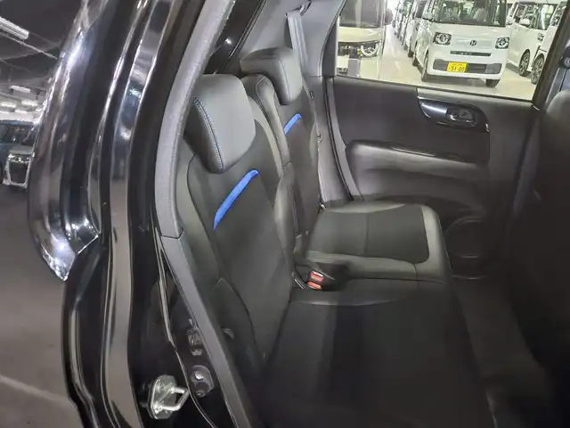 ホンダ Ｎ ＯＮＥ プレミアム ツアラー SS アーバンブラックパッケージ 愛媛県 2016(平28)年 1.5万km クリスタルブラックパール 〇純正ナビ/〇フルセグTV/〇バックカメラ/〇ETC/〇クルーズコントロール/〇SRSエアバッグ/〇ターボ/〇オートライト/〇プラズマクラスター機能付オートエアコン/〇革巻きステアリングホイール/〇パドルシフト/〇合皮/ジャージコンビシート/〇純正15インチアルミホイール/〇ルーフアンテナ/〇スマートキーシステム/〇禁煙車