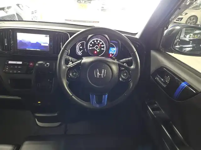 ホンダ Ｎ ＯＮＥ プレミアム ツアラー SS アーバンブラックパッケージ 愛媛県 2016(平28)年 1.5万km クリスタルブラックパール 〇純正ナビ/〇フルセグTV/〇バックカメラ/〇ETC/〇クルーズコントロール/〇SRSエアバッグ/〇ターボ/〇オートライト/〇プラズマクラスター機能付オートエアコン/〇革巻きステアリングホイール/〇パドルシフト/〇合皮/ジャージコンビシート/〇純正15インチアルミホイール/〇ルーフアンテナ/〇スマートキーシステム/〇禁煙車