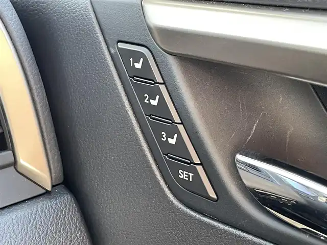 レクサス ＲＸ 300 バージョンL 滋賀県 2019(令1)年 2.9万km レッドマイカクリスタルシャイン 純正12.3型ナビ/・Bluetooth/フルセグ/・CD/DVD/パノラミックビューモニター/パノラマルーフ/ウッドコンビステアリング/ステアリングヒーター/パドルシフト/ETC2.0/前後ドライブレコーダー/レーダークルーズコントロール/リｋチクリームレザーシート/全席パワーシート/全席シートヒーター/前席シートベンチレーション/パワーバックドア/三眼LEDヘッドライト/フォグライト/オートハイビーム/レクサスセーフティシステムプラス/・レーントレーシングアシスト/・プリクラッシュセーフティ/・ブラインドスポットモニター/・ヘッドアップディスプレイ/・パーキングサポートブレーキ/・ロードサインアシスト/スマートキー