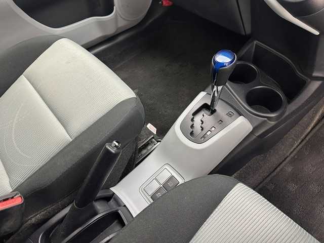 トヨタ アクア S 兵庫県 2013(平25)年 8.2万km グレーメタリック ・純正ＳＤナビ　（NSCP-W62）/（Ｂｌｕｅｔｏｏｔｈ　ワンセグ　ＣＤ　ＳＤ）/・社外前後ドライブレコーダー/・ＥＴＣ/・純正１５インチAW/・純正フロアマット/・電動格納ミラー/・リモコンキー/・ハロゲンライト/・ドアバイザー