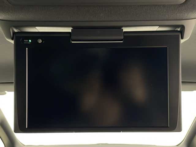 トヨタ ノア Si ダブルバイビー 秋田県 2019(平31)年 6.4万km ホワイトパールクリスタルシャイン 4WD/純正SDナビ　/フルセグTV/CD/DVD/Bluetooth/フリップダウンモニター　/両側パワースライドドア　/バックカメラ　/クルーズコントロール　/レーンキープアシスト/衝突被害軽減ブレーキ　/ビルトインＥＴＣ　/前後ドライブレコーダー/ＬＥＤヘッドライト　/フォグ/サンシェード/スペアキー/プッシュスタート/オートマチックハイビーム/寒冷地仕様