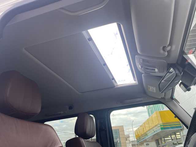 メルセデス・ベンツ ゲレンデヴァーゲン Ｇ３５０ｄ 神奈川県 2016(平28)年 4.7万km 白 ＡＣＣ/ＳＲ/茶革シート/ｈａｒｍａｎｋａｒｄｏｎサウンド/ナビ/ＴＶ/Ｂカメラ/Ｂｌｕｅｔｏｏｔｈ接続/メモリ付き電動シート/シートＨ/Ｈバイキセノン/ＢＳＭ/ＥＴＣ/ドラレコ