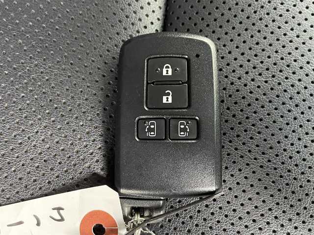 トヨタ アルファードハイブリット SR 福岡県 2018(平30)年 6.1万km ブラック 純正10型ナビ　NSZN-W66T/フルセグTV、CD、DVD、AM、FM、Bluetooth/ビルトインETC/デジタルインナーミラー/3眼LEDヘッドライト/シーケンシャルウィンカー/両側パワースライドドア/レーダークルーズコントロール/D席メモリーシート/前席パワーシート/前席シートシーター/前席エアシート/PKSB（パーキングサポートブレーキ）/PCS（プリクラッシュセーフティ）/LTA（レーントレーシングアシスト）/RSA（ロードサインアシスト）
