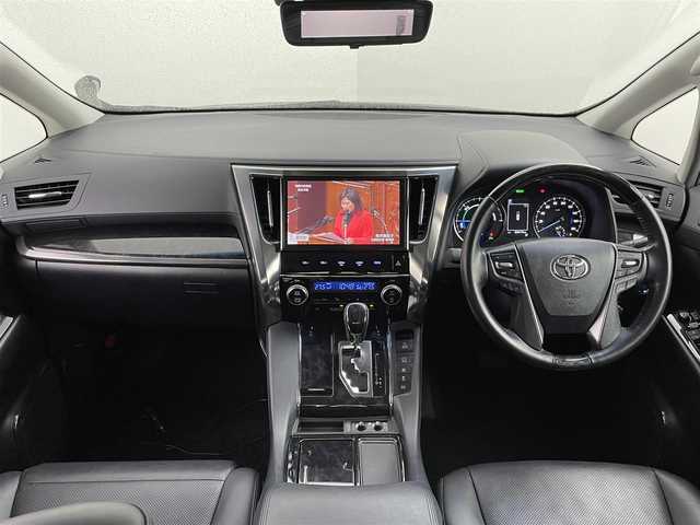 トヨタ アルファードハイブリット SR 福岡県 2018(平30)年 6.1万km ブラック 純正10型ナビ　NSZN-W66T/フルセグTV、CD、DVD、AM、FM、Bluetooth/ビルトインETC/デジタルインナーミラー/3眼LEDヘッドライト/シーケンシャルウィンカー/両側パワースライドドア/レーダークルーズコントロール/D席メモリーシート/前席パワーシート/前席シートシーター/前席エアシート/PKSB（パーキングサポートブレーキ）/PCS（プリクラッシュセーフティ）/LTA（レーントレーシングアシスト）/RSA（ロードサインアシスト）