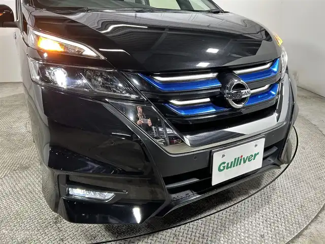 日産 セレナ e－パワー ハイウェイスター V 大阪府 2018(平30)年 4万km ダイヤモンドブラック ProPILOT 純正9incナビ(フルセグ/DVD再生/Bluetooth) 360カメラ ETC 後席モニター 衝突軽減 レーダーC クリアランスソナー レーンアシスト デジタルインナーミラー