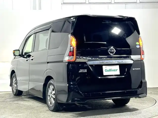 日産 セレナ e－パワー ハイウェイスター V 大阪府 2018(平30)年 4万km ダイヤモンドブラック ProPILOT 純正9incナビ(フルセグ/DVD再生/Bluetooth) 360カメラ ETC 後席モニター 衝突軽減 レーダーC クリアランスソナー レーンアシスト デジタルインナーミラー