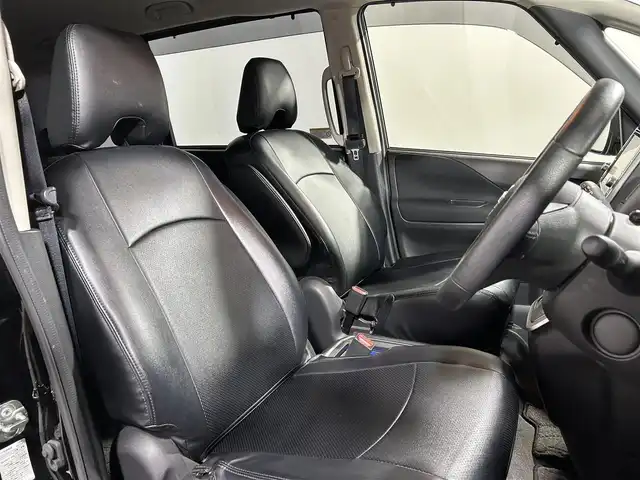 日産 セレナ e－パワー ハイウェイスター V 大阪府 2018(平30)年 4万km ダイヤモンドブラック ProPILOT 純正9incナビ(フルセグ/DVD再生/Bluetooth) 360カメラ ETC 後席モニター 衝突軽減 レーダーC クリアランスソナー レーンアシスト デジタルインナーミラー