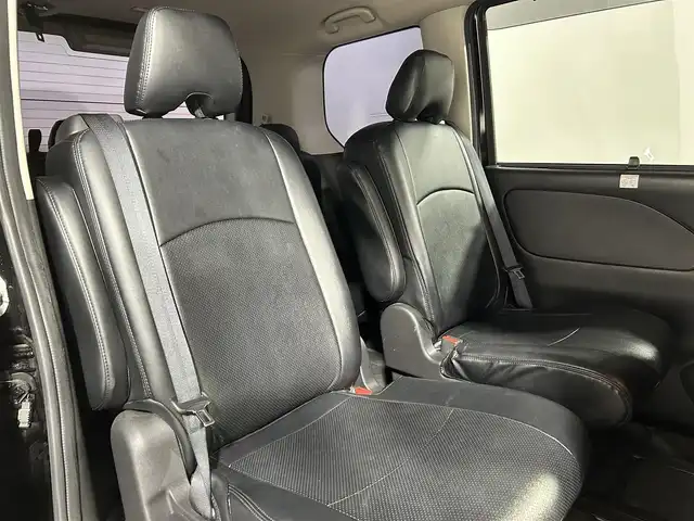 日産 セレナ e－パワー ハイウェイスター V 大阪府 2018(平30)年 4万km ダイヤモンドブラック ProPILOT 純正9incナビ(フルセグ/DVD再生/Bluetooth) 360カメラ ETC 後席モニター 衝突軽減 レーダーC クリアランスソナー レーンアシスト デジタルインナーミラー
