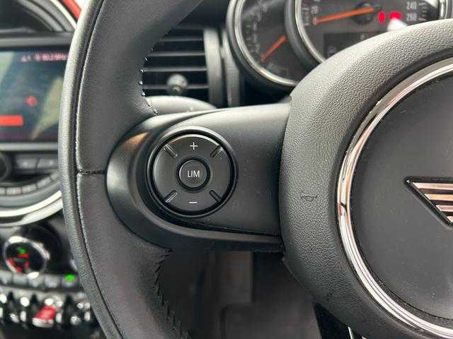 ＭＩＮＩ ミニ クーパー 埼玉県 2020(令2)年 2.4万km ペッパー・ホワイト ワンオーナー　/ペッパーＰKG　/ナビゲーションＰKG　/オプション１６インチアルミホイール　　/コンフォートＰKG　/バックカメラ　/ユニオンジャックテールランプ　/ＥＴＣ　/ドライブレコーダー
