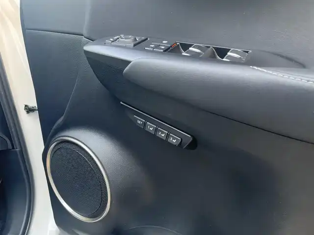 レクサス ＮＸ 300h Iパッケージ 三重県 2018(平30)年 8.2万km ソニッククォーツ ワンオーナー/セーフティシステムプラス/レーダークルーズ/角型3眼LEDヘッドランプ/パワーバックドア/L_texシート/シートヒーター/革巻ステアリング/ステアリングヒーター/18インチアルミホイール/SDナビゲーション/地デジTV/Blu-ray/DVD/CD/Bluetooth/バック・サイドカメラ
