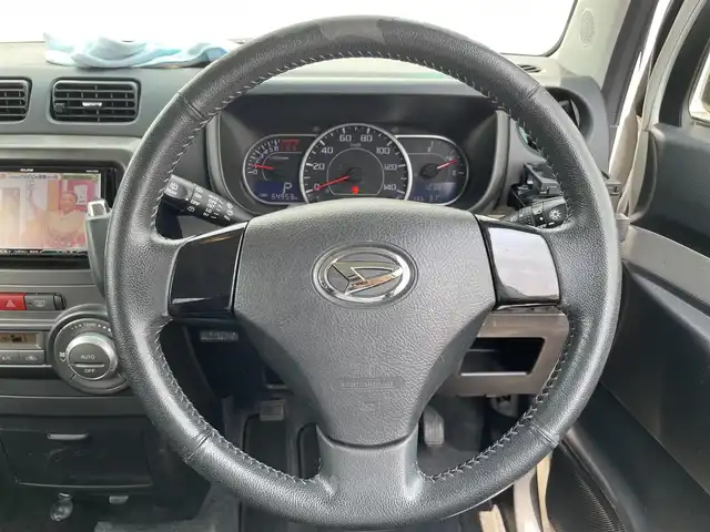 ダイハツ ムーヴ コンテ カスタム X VS 熊本県 2015(平27)年 6.5万km パールホワイトⅢ ワンオーナー/社外ＳＤナビ/・AM/FM/ブルートゥース/DS/CD/DVD/SD/SDミュージックサーバー/AUX/VTR/HDMI/USB/フルセグＴＶ/キセノンヘッドライト/スマートキー/盗難防止機能/エアバッグW/純正アルミホイール/ドライブレコーダー前/電動格納ミラー/ウィンカーミラー/アイドリングストップ/リアスポイラー/フォグランプ/布系シート/ベンチシート/シートアンダートレイ/純正フロアマット/純正ドアバイザー