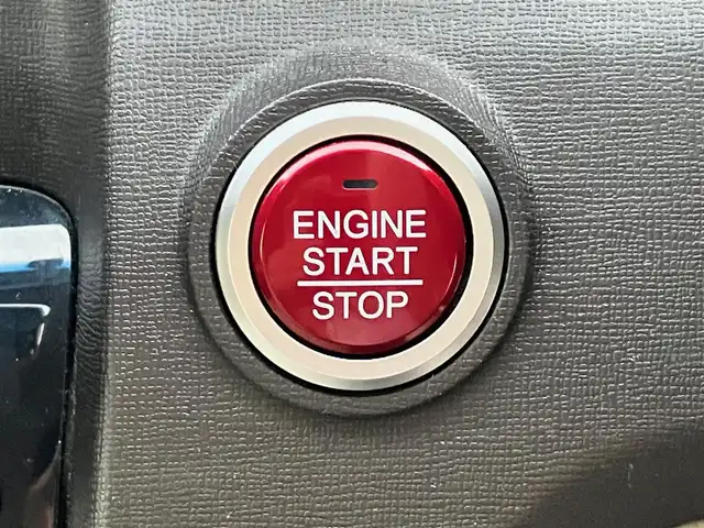 ホンダ Ｎ ＯＮＥ G Lパッケージ 静岡県 2013(平25)年 6万km プレミアムホワイトパール エンジンスタートボタン/パワーステアリング/パワーウィンドウ/アイドリングストップ/スマートキー/オートエアコン/ETC/純正メモリナビ（CD/DVD/BT/ワンセグ）/ベンチシート/バックカメラ/純正フロアマット/ABS/横滑り防止装置/盗難防止装置/オートライト/W＋サイドエアバック/カーテンエアバック