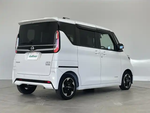日産 ルークス HWS X プロパイロットED 埼玉県 2020(令2)年 1.4万km ホワイトパール 純正９型ナビ/・CD/DVD/フルセグ/Bluetooth/iPod/アラウンドビューモニター/オートプロパイロット/両側パワースライドドア/レーダークルーズコントロール/前方ドライブレコーダー/エマージェンシーブレーキ/ビルトインETC/LEDヘッドライト/純正15インチアルミホイール