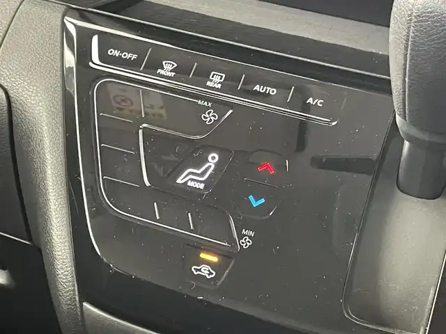 日産 ルークス HWS X プロパイロットED 埼玉県 2020(令2)年 1.4万km ホワイトパール 純正９型ナビ/・CD/DVD/フルセグ/Bluetooth/iPod/アラウンドビューモニター/オートプロパイロット/両側パワースライドドア/レーダークルーズコントロール/前方ドライブレコーダー/エマージェンシーブレーキ/ビルトインETC/LEDヘッドライト/純正15インチアルミホイール