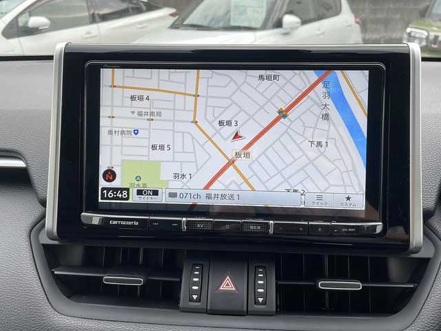 トヨタ ＲＡＶ４ G Zパッケージ 福井県 2021(令3)年 4.7万km ホワイトパールクリスタルシャイン 4WD/社外メモリナビゲーション/（CD/DVD/BT）/フルセグテレビ/バックカメラ/プリクラッシュセーフティ/アダプティグクルーズコントロール/レーンキープアシスト/純正19インチアルミホイール/ブラインドスポットモニター/パワーバックドア/黒革シート/パワーシート /（メモリ付き）/シートヒーター/LEDヘッドライト/フォグランプ/ETC/ルーフレール/ステアリングヒーター/オートリトラミラー/オートライト/クリアランスソナー /オートハイビーム/保証書/取扱説明書