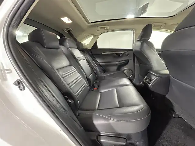 レクサス ＮＸ 300 Iパッケージ 佐賀県 2018(平30)年 4.2万km ソニッククォーツ ガラスルーフ/純正10インチナビ/CD/DVD/AM/FM/フルセグTV/USB/Bluetooth/レクサスセーフティシステム/全周囲カメラ/ワンオーナー/レーダークルーズコントロール/ブラインドスポットモニター/パワーバックドア /クリアランスソナー /前方ドライブレコーダー/パドルシフト/黒レザーシート/前席パワーシート/シートヒーター/ハンドルヒーター/ドアミラーヒーター/純正18インチアルミホイール/フロアマット/LEDライト/フォグライト /オートライト/オートハイビーム /スマートキー/スペアキー/100V充電/保証書/取扱説明書