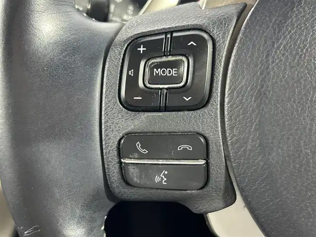 レクサス ＮＸ 300 Iパッケージ 佐賀県 2018(平30)年 4.2万km ソニッククォーツ ガラスルーフ/純正10インチナビ/CD/DVD/AM/FM/フルセグTV/USB/Bluetooth/レクサスセーフティシステム/全周囲カメラ/ワンオーナー/レーダークルーズコントロール/ブラインドスポットモニター/パワーバックドア /クリアランスソナー /前方ドライブレコーダー/パドルシフト/黒レザーシート/前席パワーシート/シートヒーター/ハンドルヒーター/ドアミラーヒーター/純正18インチアルミホイール/フロアマット/LEDライト/フォグライト /オートライト/オートハイビーム /スマートキー/スペアキー/100V充電/保証書/取扱説明書
