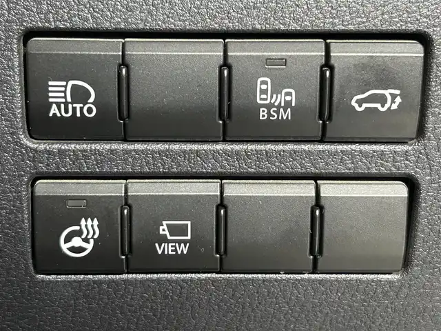 レクサス ＮＸ 300 Iパッケージ 佐賀県 2018(平30)年 4.2万km ソニッククォーツ ガラスルーフ/純正10インチナビ/CD/DVD/AM/FM/フルセグTV/USB/Bluetooth/レクサスセーフティシステム/全周囲カメラ/ワンオーナー/レーダークルーズコントロール/ブラインドスポットモニター/パワーバックドア /クリアランスソナー /前方ドライブレコーダー/パドルシフト/黒レザーシート/前席パワーシート/シートヒーター/ハンドルヒーター/ドアミラーヒーター/純正18インチアルミホイール/フロアマット/LEDライト/フォグライト /オートライト/オートハイビーム /スマートキー/スペアキー/100V充電/保証書/取扱説明書
