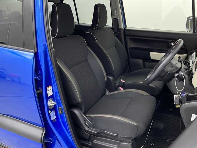 スズキ クロスビー HYBRID MZ 栃木県 2019(平31)年 4.3万km スピーディーブルーメタリック/ブラック2トーンルーフ 全方位モニター用カメラパッケージ装着車/デュアルセンサーブレーキサポート/パナソニックナビ（CN-RZ753W）/　フルセグTV/Ｂｌｕｅｔｏｏｔｈ/DVD/インタークーラーターボ/クルーズコントロール/コーナーセンサー/パドルシフト/D/N席シートヒーター/AUTOライト/LEDヘッドライト/純正フロアマット/純正ドアバイザー