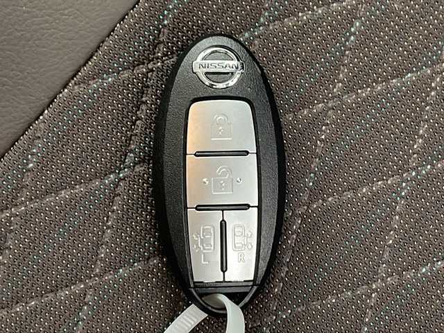 日産 ルークス HWS X プロパイロットED 千葉県 2020(令2)年 1.2万km スパークリングレッド/ブラック 衝突軽減ブレーキ/レーンキープアシスト/レーダークルーズコントロール/オートマチックハイビーム/全方位カメラ/純正SDナビ/(フルセグ/Bluetooth/CD/DVD/FM/AM)/ETCドライブレコーダー（前のみ）/アイドリングストップ/ハーフレザーシート/両側パワースライドドア/電動格納ミラー/ロールサンシェード/純正サイドバイザー/シートバックテーブル