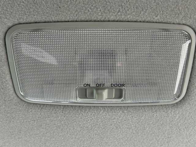 トヨタ カローラ フィールダー 1．5X エアロツアラー 大阪府 2009(平21)年 6.1万km ブラックマイカ 社外ナビ（CD/DVD/AM/FM）/ワンセグTV/社外15インチアルミホイール/純正フロアマット/ABS/リモコンキー/ETC