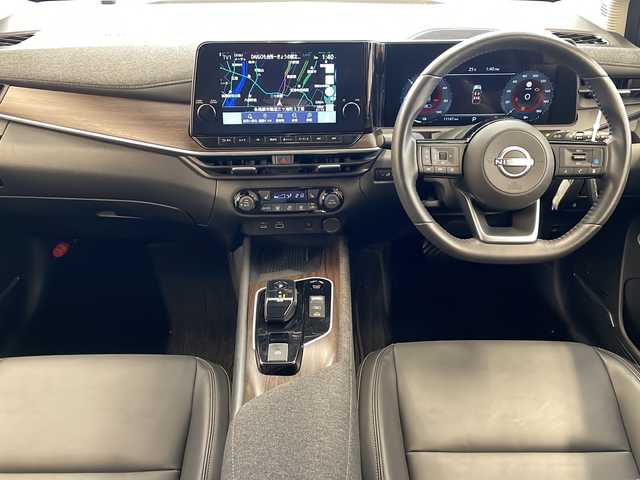 日産 オーラ G  90周年記念車 岐阜県 2024(令6)年 1.2万km ガーネットレッド/スーパーブラック 2トーン BOSEパーソナルプラスサウンドシステム/G 90周年記念車/純正ナビゲーション/アラウンドビューモニター/Bluetooth/フルセグ視聴/プロパイロット（ナビリンク機能付）/デジタルインナーミラー/ドライブレコーダー（車内付き）/ETC2.0/LEDヘッドライト/オートハイビーム/オートライト/プッシュスタート/スマートキー/スペアキー/専用17インチブラックアルミホイール/カッパーフォグランプフィニッシャー/90th Anniversary専用シート/前席シートヒーター/緊急停止支援システム（SOSコール機能付）/ワイヤレス充電器/USB電源ソケット（タイプA 2個、タイプC 1個）/ブラインドスポットモニター/エマージェンシーブレーキー/取扱説明書・記録簿