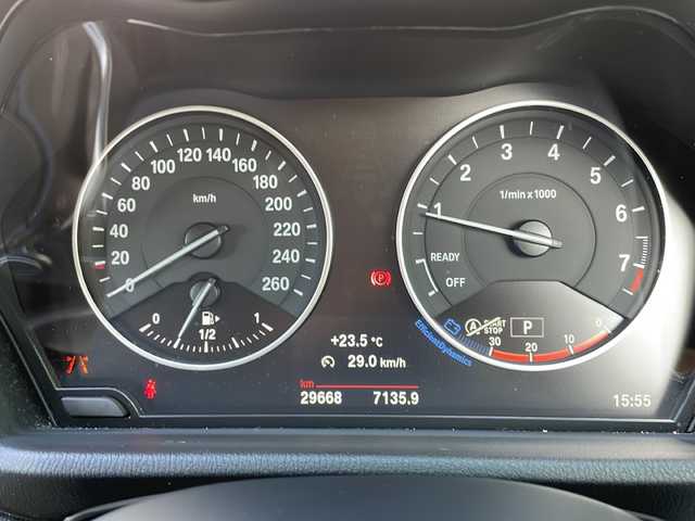 ＢＭＷ Ｘ１ sDrive 18i Xライン 大阪府 2017(平29)年 3万km パール 純正ナビ（CD/DVD/Bluetooth）/バックカメラ/ETC/衝突軽減ブレーキ/革巻きステアリング/スポーツモード/スマートキー/プッシュスタートボタン/USBジャック/12V電源/LEDヘッドライト/フォグランプ/前後コーナーセンサー/ルーフレール/純正18インチアルミホイール