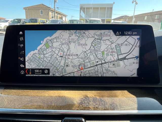 ＢＭＷ ５４０ｉ Mスポーツ 茨城県 2017(平29)年 12.1万km 黒 純正ナビ/（AM/FM/CD/DVD/BT/ミラーリング/USB）/フルセグTV/全方位カメラ/前後ドライブレコーダー/黒革シート/シートヒーター/メモリーシート/パワーシート/レーダークルーズ/社外レーダー