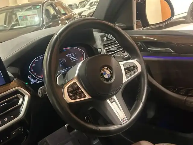 ＢＭＷ Ｘ３ xDrive20d Mスポーツ 道央・札幌 2022(令4)年 2.5万km サファイアブラックP メタリックペイント/セレクトパッケージ/　・電動パノラマガラスサンルーフ/　・harman/kardonサラウンド/　・ステアリングヒーター/　・リヤサイドウインドーローラーブラインド/　・リヤシートヒーター/ドライビングアシストプロフェッショナル/パーキングアシストプラス/純正HDDナビ/フルセグTV/360°カメラ/ワイヤレスチャージング/アダプティブLEDヘッドライト/オートマチックテールゲート